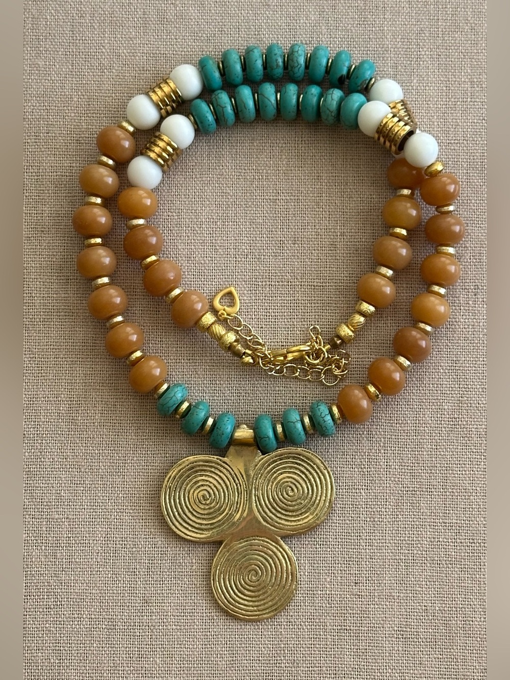 32 inch long Turquoise and Bodhi Root bead necklace NWOT - Picture 8 of 12